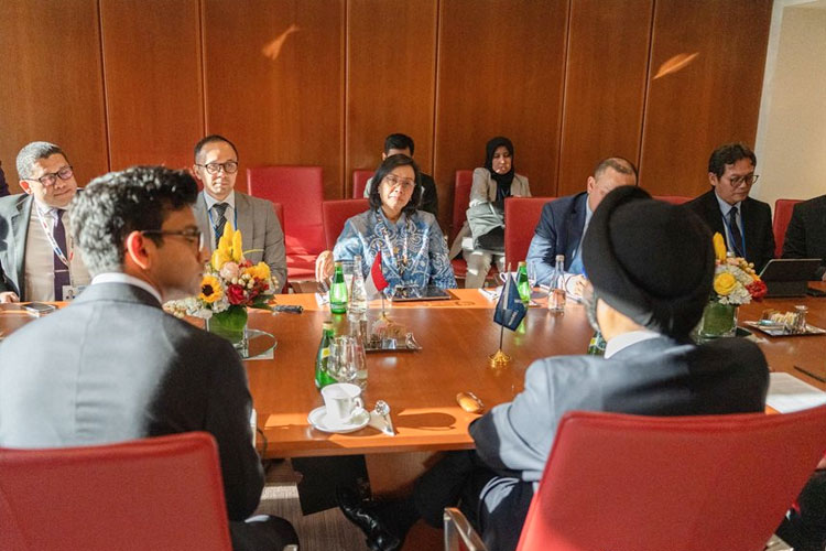 indonesia-perkuat-kerja-sama-dengan-world-bank-di-tengah-dinamika-global-–-times-banyuwangi