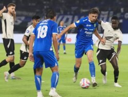 Hasil Pekan ke-30 Liga 1: Benamkan PSS Sleman, Persib Bandung Makin Dekat dengan Gelar Juara