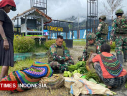 Satgas Yonif 500/Sikatan Gelar “Rosita”, Borong Hasil Tani Warga Intan Jaya Papua – TIMES Banyuwangi