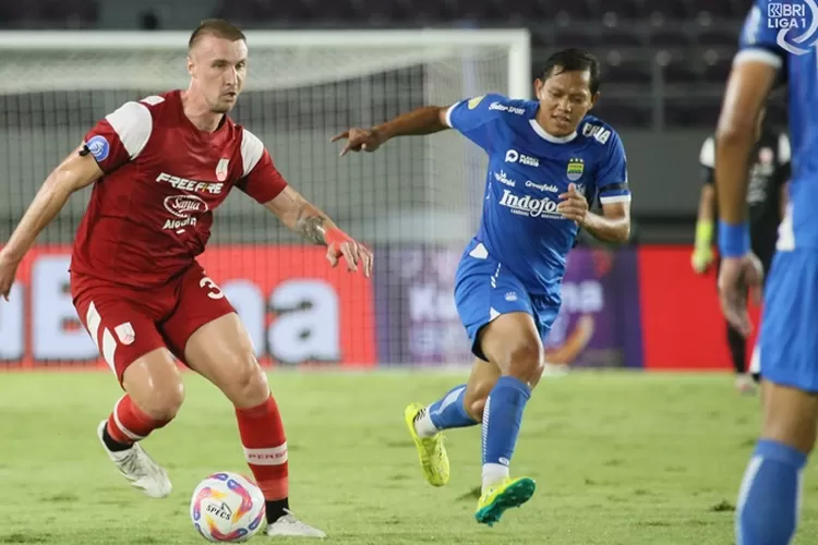 gasak-persita-tangerang-di-manahan,-persis-solo-naik-posisi-13-liga-1