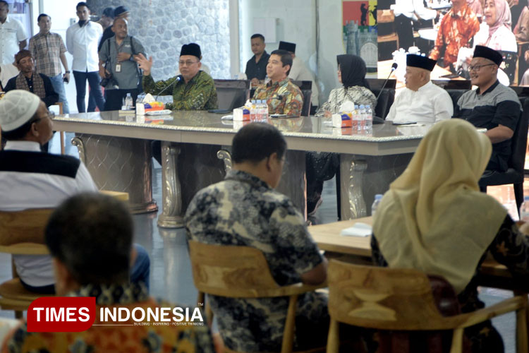 inilah-resolusi-mujadalah-kiai-kampung-2025-untuk-pemerintah-ri-–-times-banyuwangi