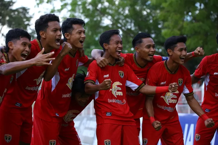 daftar-klub-peserta-babak-32-besar-liga-4-nasional-2024/2025:-tim-jagoanmu-ada-di-grup-mana