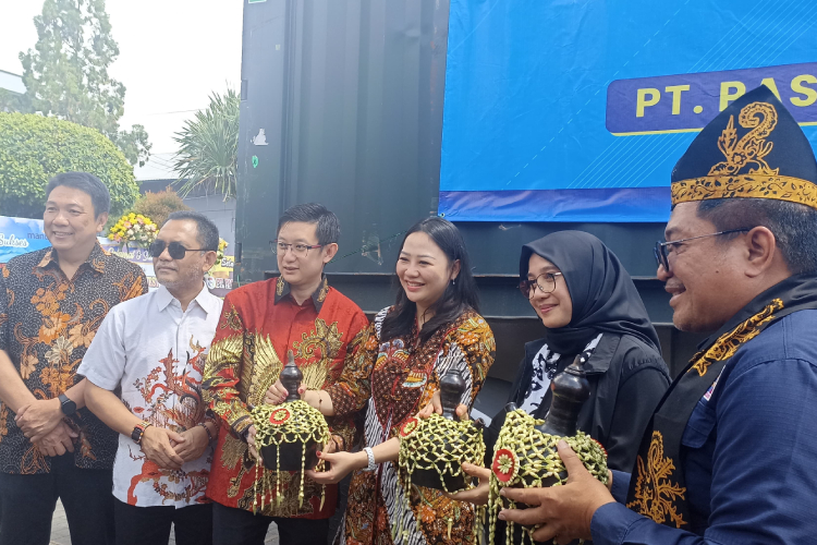 banyuwangi-ekspor-sarden-kaleng-perdana-ke-luar-negeri-–-times-banyuwangi
