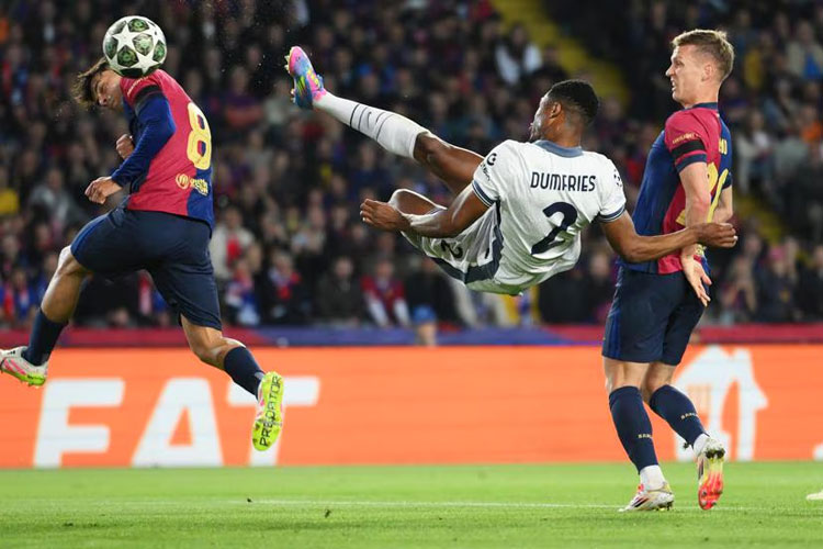 liga-champions,-inter-milan-paksa-barcelona-bermain-imbang-–-times-banyuwangi