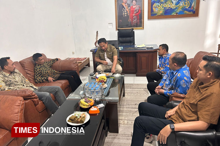 dorong-penguatan-madrasah-lewat-bosda-dan-sarpras,-agmi-temui-ketua-dprd-pacitan-–-times-banyuwangi
