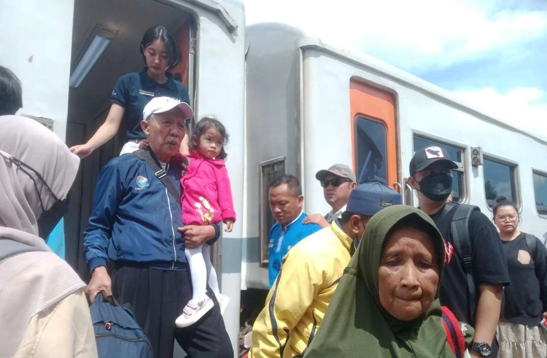 libur-waisak,-pengguna-jasa-kereta-api-di-daop-9-jember-meningkar-14-persen