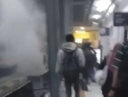 Kereta Api Sritanjung Mendadak Ngebul di Stasiun Rogojampi Banyuwangi, Ada Apa? – Radar Banyuwangi