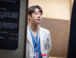 Bintangi Resident Playbook, Nama Jung Joon Won, Langsung Melejit – TIMES Banyuwangi