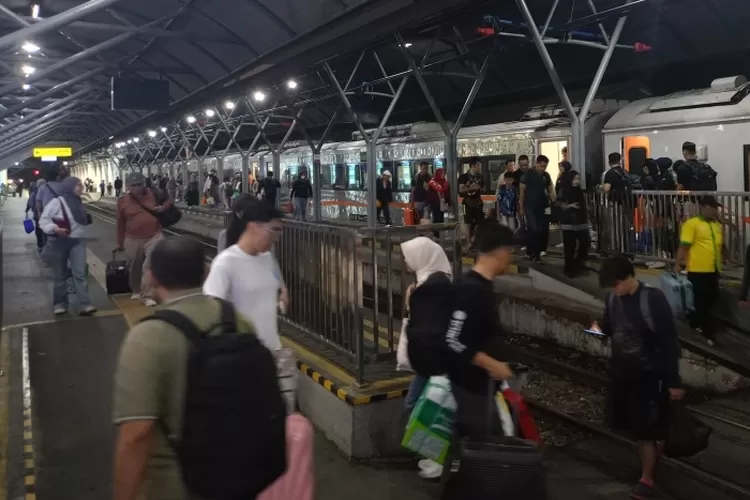 diskon-tiket-kereta-api-10-persen-spesial-hari-jadi-surabaya,-cek-tanggal-dan-syaratnya-sekarang