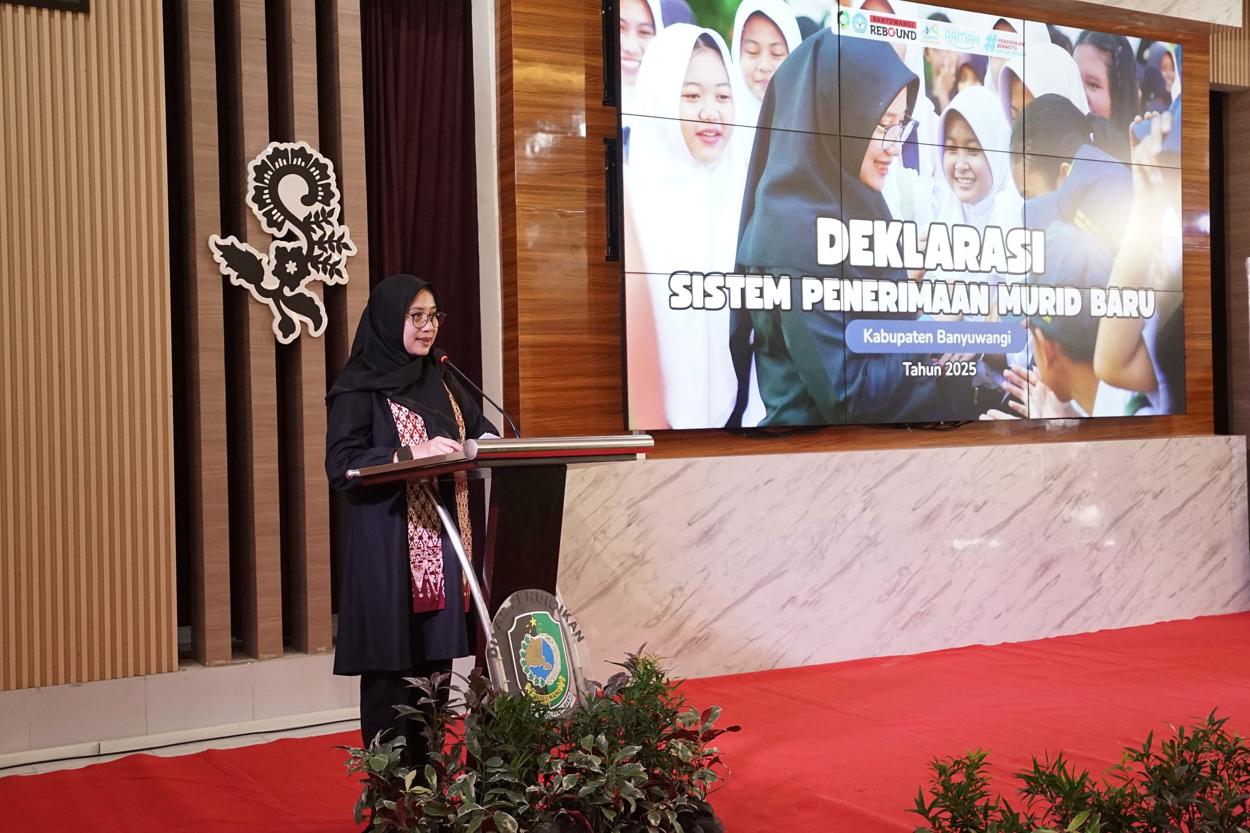 deklarasi-spmb-2025,-bupati-ipuk:-semua-anak-harus-sekolah