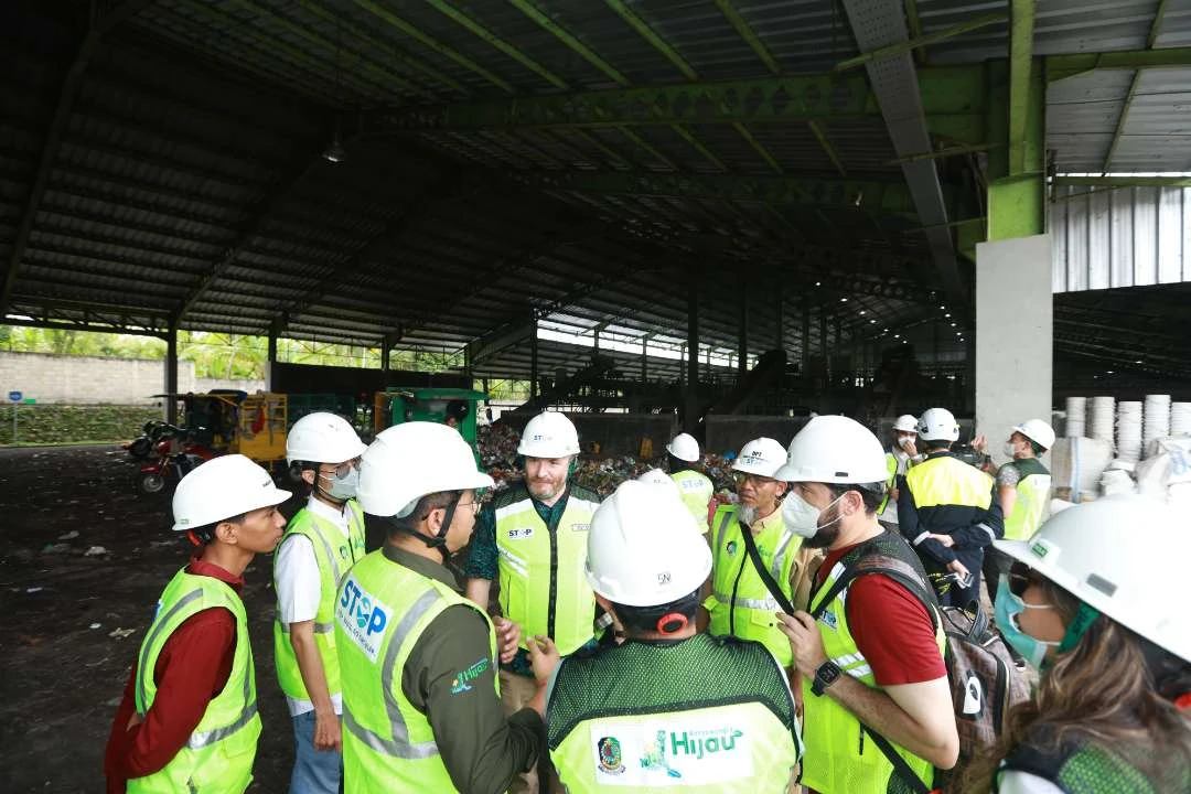 dapat-dukungan-banyak-pihak,-akan-dibangun-3-fasilitas-pengolahan-sampah-total-kapasitas-260-ton