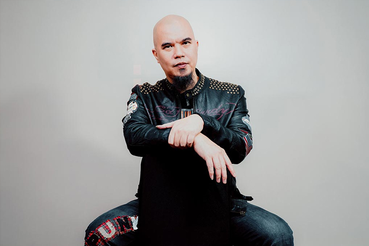 bukan-plagiat,-3-lagu-asing-ini-dibeli-ahmad-dhani-–-times-banyuwangi