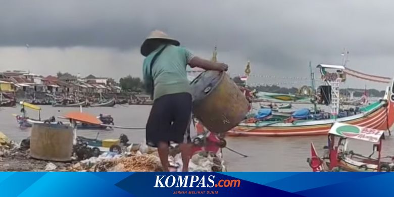 tak-jera,-warga-lagi-lagi-buang-sampah-ke-laut-muncar-banyuwangi