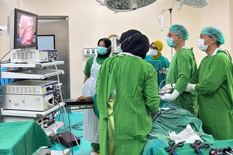 rsud-genteng-tangani-abes-hati-dengan-laparoskopi
