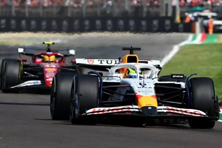 liam-lawson-apes-di-imola,-hadjar-justru-pamer-strategi-jitu