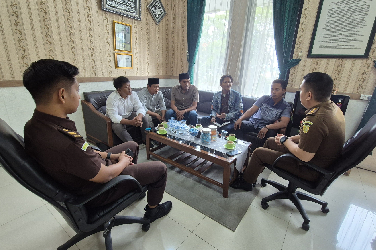 penegakan-dugaan-tipikor-dprd-kota-banjar,-begini-permintaan-posnu-ke-kejaksaan-–-times-banyuwangi