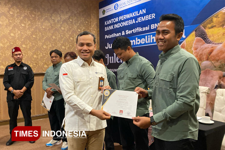 jelang-idul-adha,-bi-jember-latih-dan-sertifikasi-jagal-hewan-banyuwangi-–-times-banyuwangi