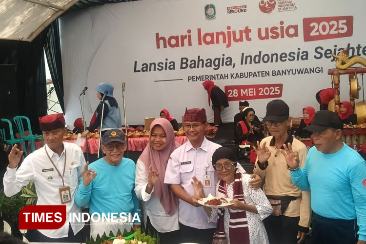 hari-lansia-2025,-pemkab-banyuwangi-ajak-warga-tetap-produktif-di-usia-senja-–-times-banyuwangi