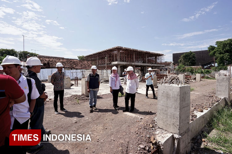sempat-terhenti,-kementerian-pu-lanjutkan-pembangunan-pasar-banyuwangi-–-times-banyuwangi