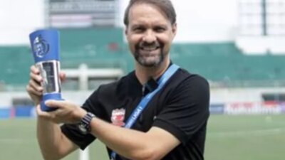 hugo-gomes-diminati-persija-jakarta,-potensi-reuni-dengan-mauricio-souza-di-liga-1