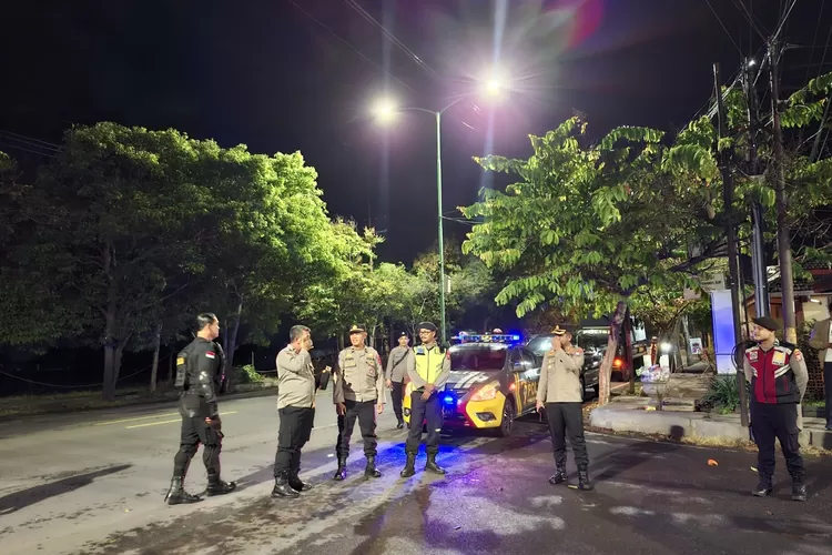 jaga-harkamtibmas,-polresta-banyuwangi-gelar-patroli-skala-besar