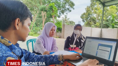 antisipasi-kendala,-sma-di-banyuwangi-siapkan-tim-it-bantu-upload-berkas-spmb-–-times-banyuwangi
