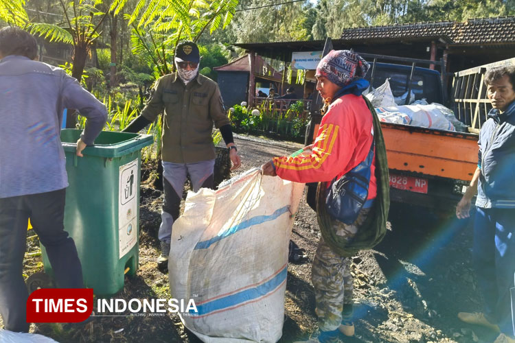 besok-jalur-pendakian-kawah-ijen-ditutup-untuk-pembersihan-lingkungan-–-times-banyuwangi
