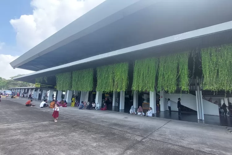 sepanjang-mei-2025,-penumpang-pesawat-di-bandara-banyuwangi-nyaris-10-ribu-orang