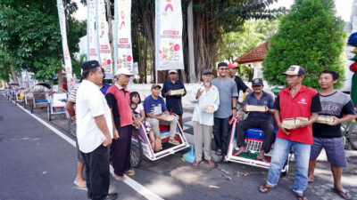 lewat-‘banyuwangi-berbagi’,-asn-pemkab-banyuwangi-salurkan-ribuan-paket-sedekah-daging-–-times-banyuwangi
