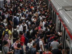 Arus Balik Idul Adha 2025, Kereta Api Jadi Pilihan Utama Pemudik di Wilayah Daop 1 Jakarta