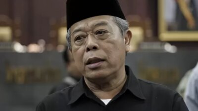 kpk-full-senyum:-tersangka-korupsi,-mantan-ketua-dprd-jatim-kusnadi-ditemukan-setelah-hilang-misterius