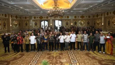 bendung-disinformasi-di-era-digital,-berbagai-elemen-di-banyuwangi-deklarasi-banyuwangi-positif