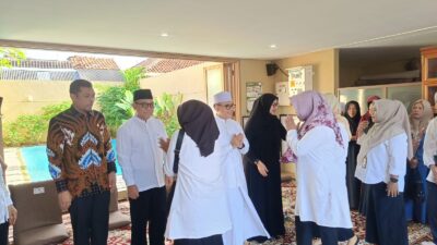 walimatul-hajj-bupati-banyuwangi,-ketua-ojk-dan-opd-hadiri-acara-syukuran