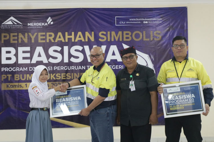 segera-daftar,-tambang-emas-pt-bsi-buka-program-beasiswa-d3,-d4-dan-s1-tahun-2025-–-times-banyuwangi