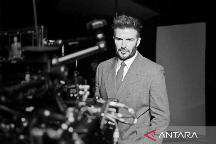 kerajaan-inggris-anugerahi-david-beckham-gelar-kebangsawanan-‘sir’-–-times-banyuwangi