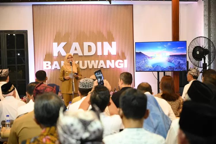 resmikan-kantor-baru,-kadin-banyuwangi-langsung-gelar-muskab