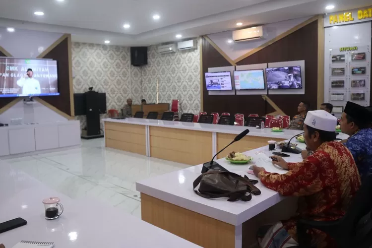 polresta-banyuwangi-gelar-penjurian-lomba-da’i-kamtibmas-dan-adzan-dalam-rangka-hari-bhayangkara-ke-79