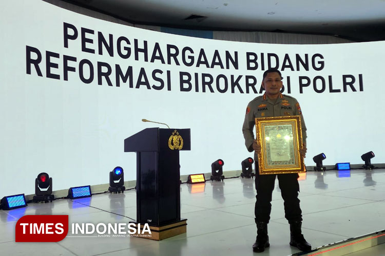 punya-pelayanan-jempolan,-polresta-banyuwangi-dapat-penghargaan-dari-kapolri-–-times-banyuwangi