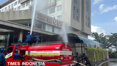 damkarmat-banyuwangi-acungi-jempol-sistem-mitigasi-kebakaran-aston-hotel-–-times-banyuwangi