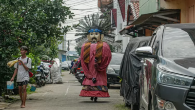 fakta-unik-ondel-ondel:-bukan-sekadar-hiburan-dan-ikon-budaya-semata,-dulu-untuk-ritual-tolak-bala