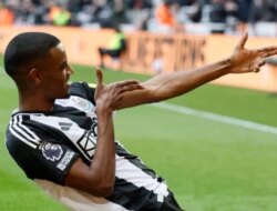 Liverpool Makin Rakus! Florian Wirtz Beres, Kini Bidik Isak: Peluang Pecahkan Rekor Transfer Premier League