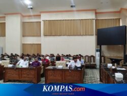 Adukan Perhutani, Masyarakat Desa Hutan Geruduk DPRD Banyuwangi