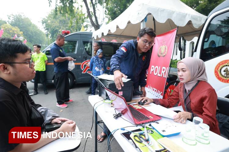 hari-bhayangkara-ke-79,-warga-surabaya-manfaatkan-layanan-gratis-polda-jatim-di-cfd-–-times-banyuwangi