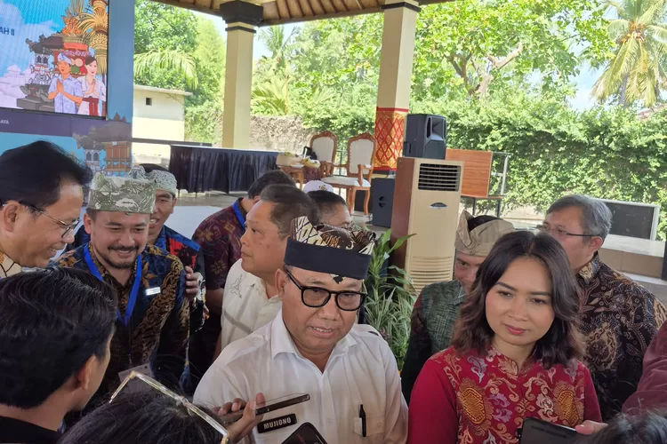 wamenpar-ri-tegaskan-dorong-pengoperasian-kapal-cepat-rute-banyuwangi-bali