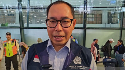 kemlu-ri-pulangkan-97-warga-dari-iran-secara-bertahap-via-azerbaijan-–-times-banyuwangi