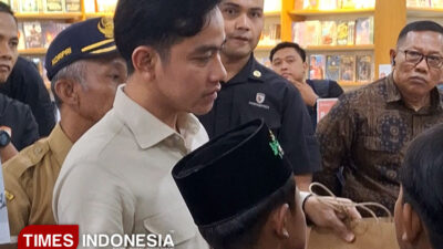 wapres-ajak-anak-yatim-belanja-di-gramedia-genteng-–-times-banyuwangi