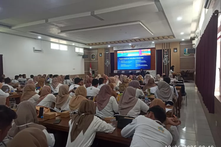 aula-dinas-pendidikan-jadi-tempat-pembekalan-gss,-dispendik-gandeng-mitra-sebagai-mentor-dan-pengawas