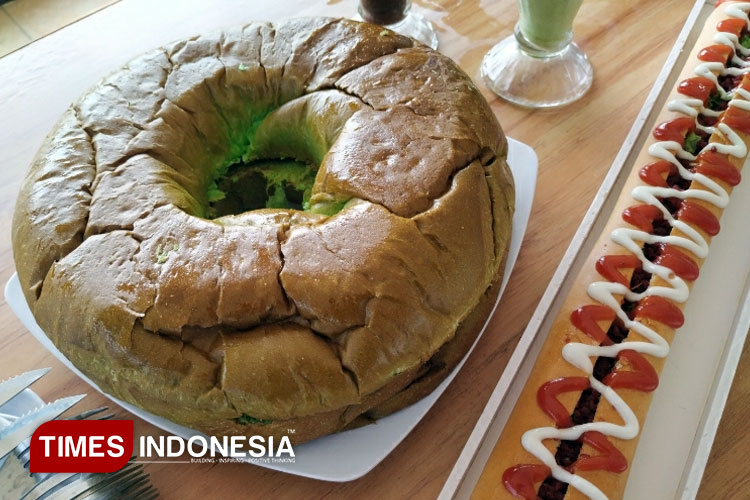 kuliner-legendaris-burger-buto-hadir-untuk-masyarakat-kediri-–-times-banyuwangi