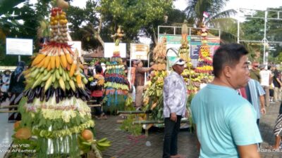 acara-bersih-desa-di-desa-tegaldlimo-diikuti-oleh-seluruh-penganut-agama