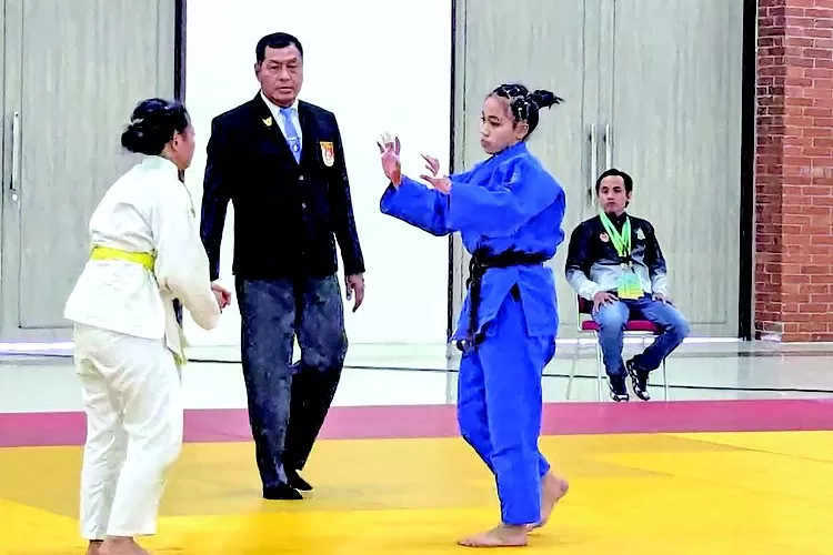 karien-tembus-final!-judo-banyuwangi-makin-dekat-ke-medali-emas-porprov-jatim